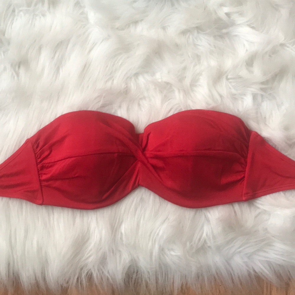 Victoria’s Secret Strapless Bikini Top